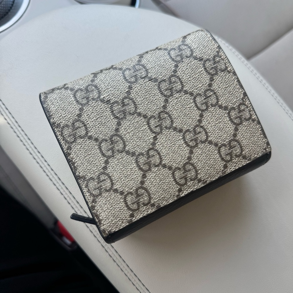 Gucci GG Marmont bi-color  Black Women's medium Wallet - Picture 4 of 8